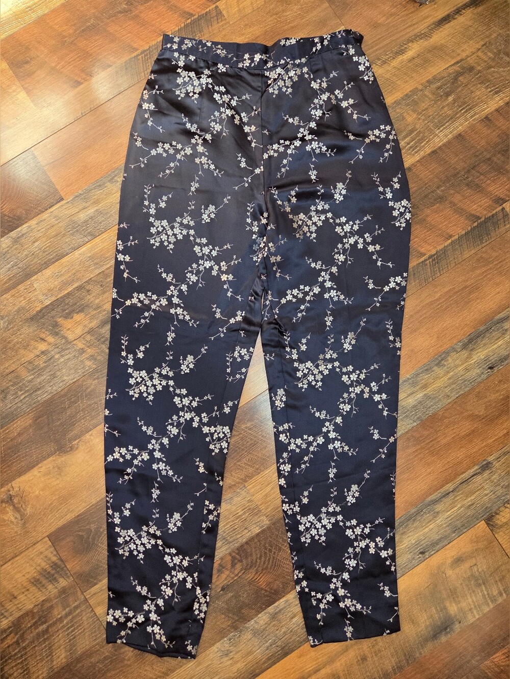 NWT Vintage Deadstock Navy & Silver Floral Brocade Satin Pants, Size 7/8